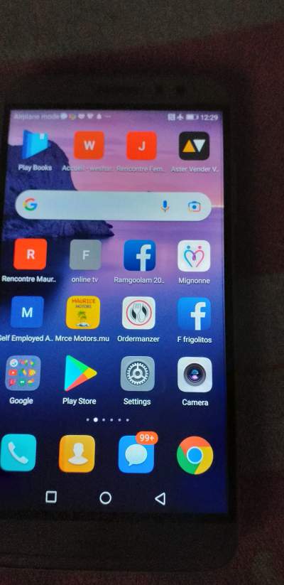 Vend portable Huawei's Nova plus  - Huawei Phones