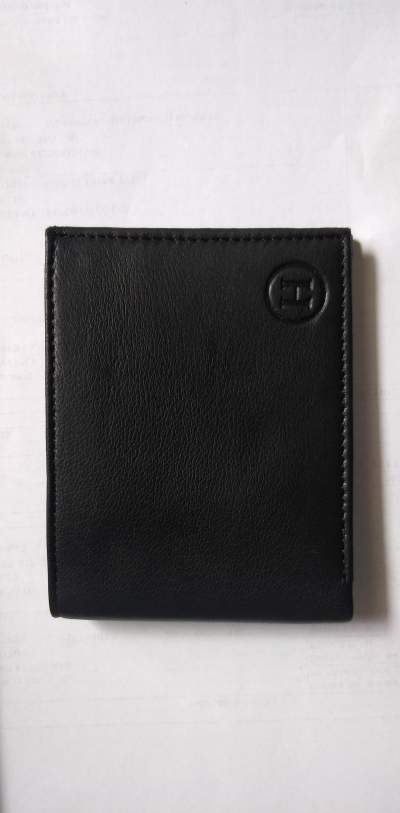 Hand-Crafted Leather Wallet For Men - Wallets