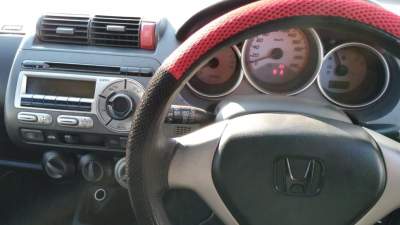 HONDA JAZZ 06 FULL OPTIONS - Compact cars on Aster Vender