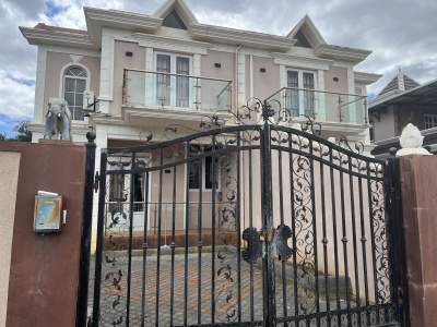 Rent Appartment Ebene - Apartments