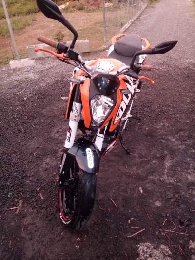 KTM duke 125  - Sports Bike on Aster Vender