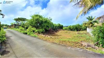 149.57 toises for sale in Chevreau Lane, Calodyne - Land