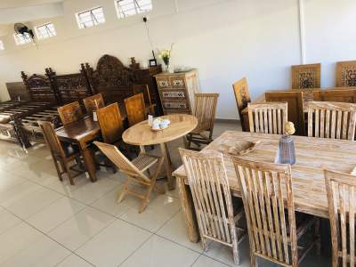 White Wash Dining Set - Tables on Aster Vender