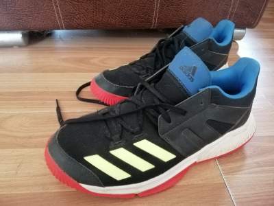 Original Adidas shoes  - Sneakers on Aster Vender