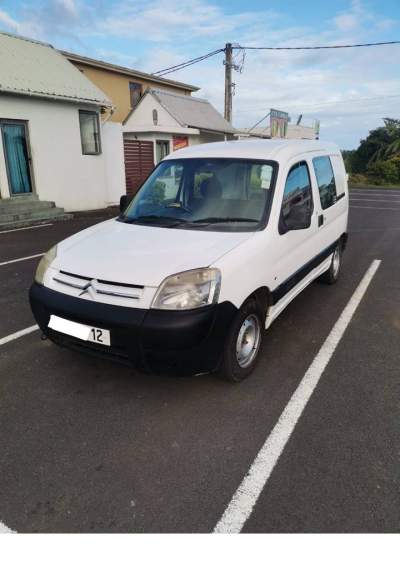 Citroen Berlingo - Cargo Van (Delivery Van) on Aster Vender