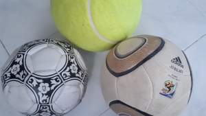 3 boule pou Rs1200 Jabulan - Tennis
