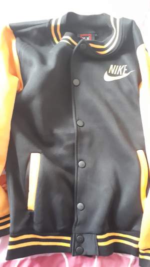 Sweatshirt - Other Accessories on Aster Vender