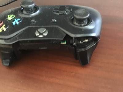 Xbox one ( URGENT SALE )  - Xbox One on Aster Vender