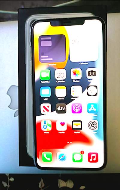 iPhone 11 pro max 256 GB - iPhones on Aster Vender