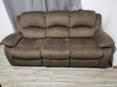 Recliner sofa  - Sofas couches on Aster Vender