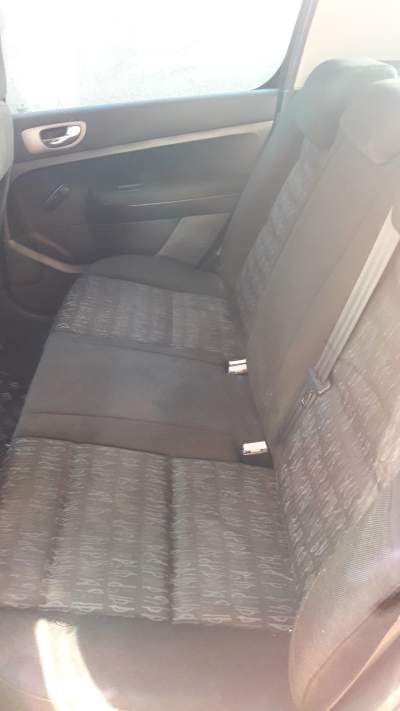 Peugeot 307 - Family Cars on Aster Vender
