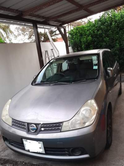 Car - Family Cars on Aster Vender