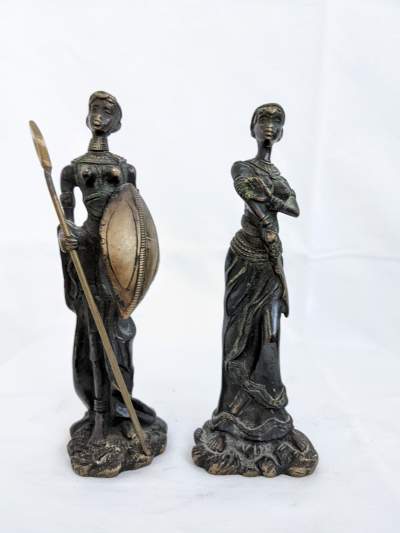 Statuettes en laiton - Brass figurines - Antiquities on Aster Vender