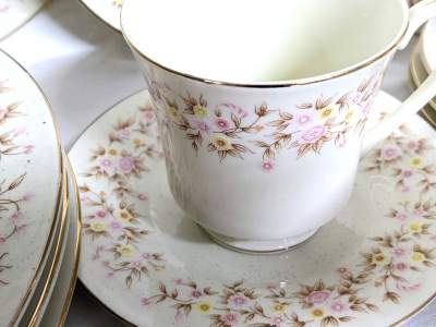 Service vaisselle porcelaine fine 20 pièces - All household appliances on Aster Vender