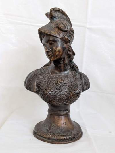 Statuette en bronze - Figurine en bronze - Old stuff on Aster Vender