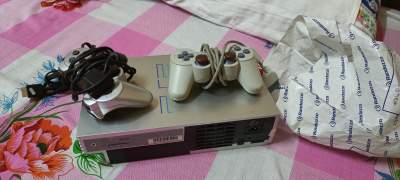 PS 2 - Electronic games
