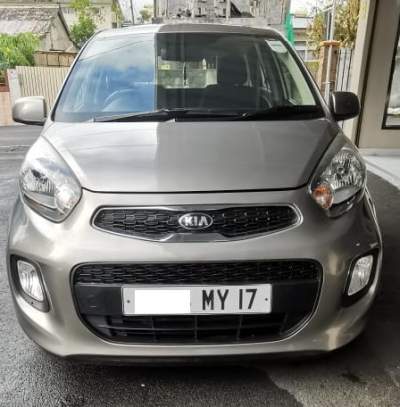 kia Picanto  - Family Cars on Aster Vender