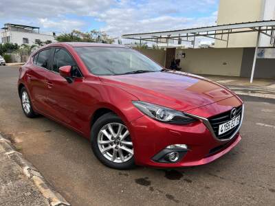 Mazda 3 Hatchback - Compact cars on Aster Vender