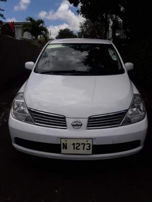 A vendre Nissan - Compact cars