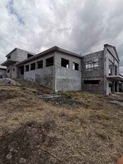 Building and & Land for sale  - Building on Aster Vender