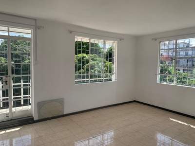 A LOUER MAISON A QUATRE-BORNES - House