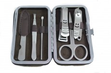 6 Piece Nail Care Cutter Pusher Clipper Manicure Kit Case Gift Set - Gift Sets on Aster Vender