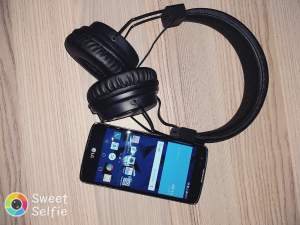 Lg k8 + headset  - Android Phones on Aster Vender