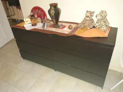 Commode en bois  et table de nuit - Bedroom Furnitures on Aster Vender