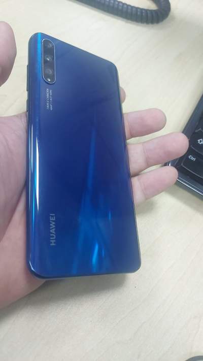 Huawei y8p 6gb - Android Phones on Aster Vender