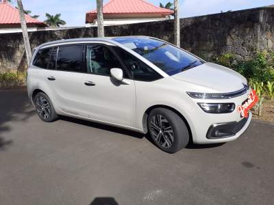 Contract Company for sale - SUV Cars on Aster Vender