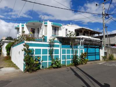 Maison à vendre  - House on Aster Vender