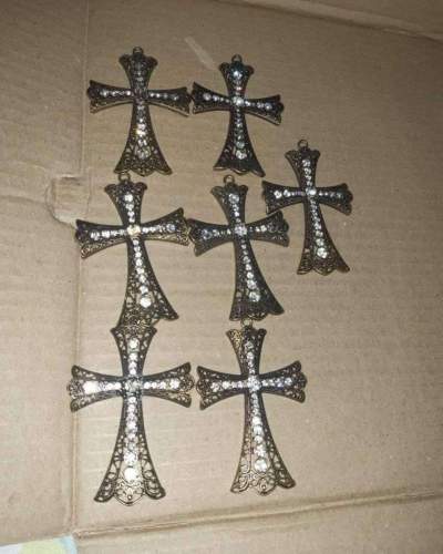 Lot de pendentifs  - Other Accessories on Aster Vender