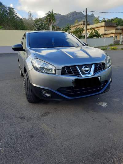 Nissan quashai - SUV Cars