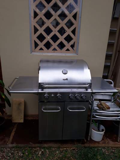 Primotecq BBQ grill  5 bruleurs - Garden Furniture on Aster Vender