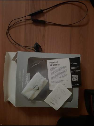 Sports headsets  - Earphone