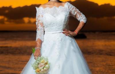 Wedding dress - Wedding clothes on Aster Vender