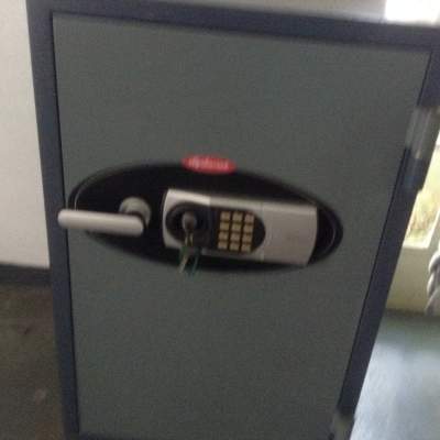 Coffre fort Diplomat - All household appliances on Aster Vender