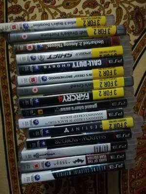 PS3 slim+ 2 manette+ 16 jouets - PS4, PC, Xbox, PSP Games