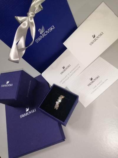 Swarovski Ring - Rings on Aster Vender