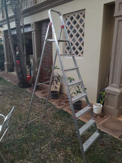 Escabeau Echelle - Others on Aster Vender