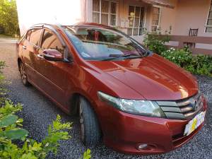 HONDA CITY New Shape YR 2010 AUTOMATIC - Family Cars on Aster Vender