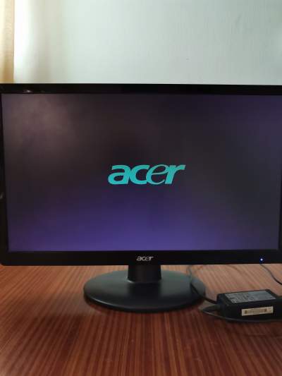 ACER LED MONITOR  - LED Monitor on Aster Vender
