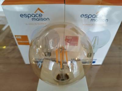 4 big size bulbs (vintage) - Other Decorations on Aster Vender