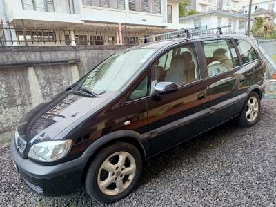 Vauxhall Zafira Active Year2003 - SUV Cars
