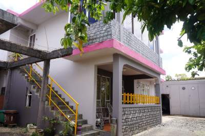 Ground floor apartment for sale in Glen Park Vacoas - House
