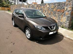 Nissan Qashqai Acenta Manual - SUV Cars