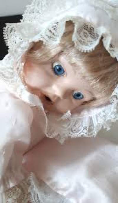 Porcelain doll - Antiquities