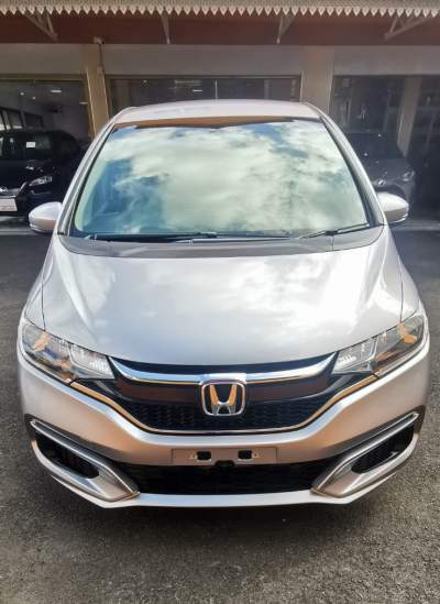 Honda Fit Manual - Family Cars on Aster Vender