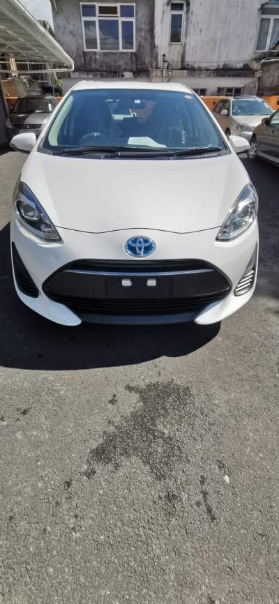 Toyota Aqua - Family Cars on Aster Vender