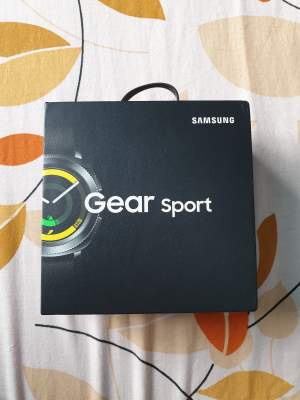 Samsung gear sport smartwatch - Other phone accessories on Aster Vender